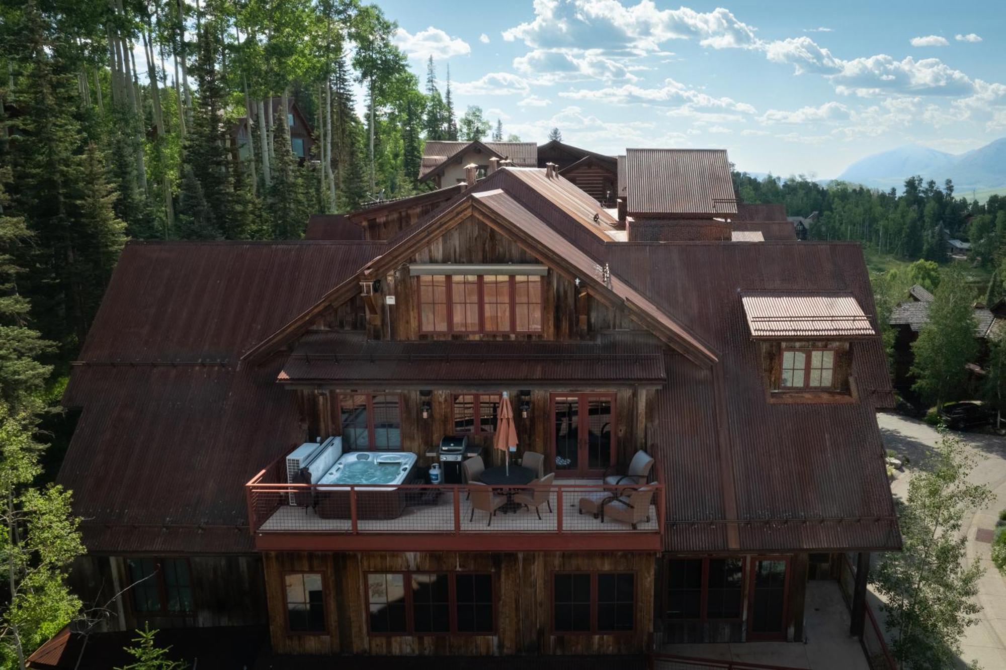 The Veranda At Trails Edge - Penthouse Views And Access!