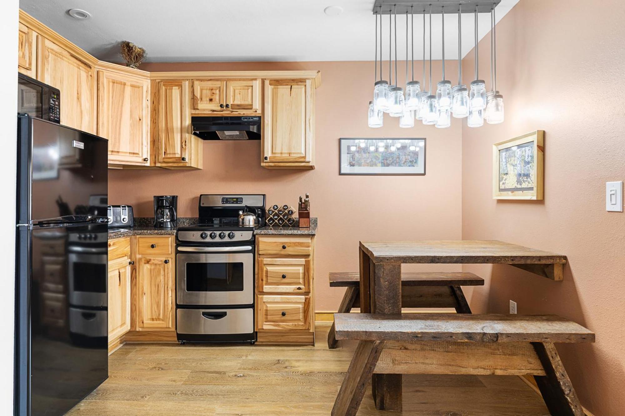 Le Chamonix B By Avantstay Located In Mountain Village Close To Gondola Skiing Holiday home Telluride