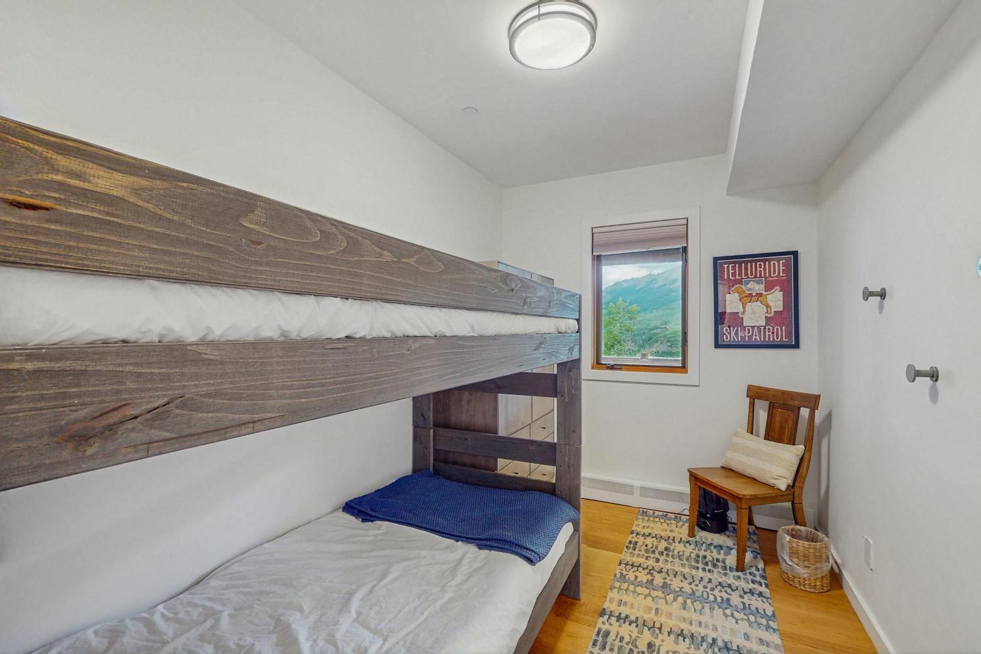 Crystal 10 - Sunny Ridge Holiday home *