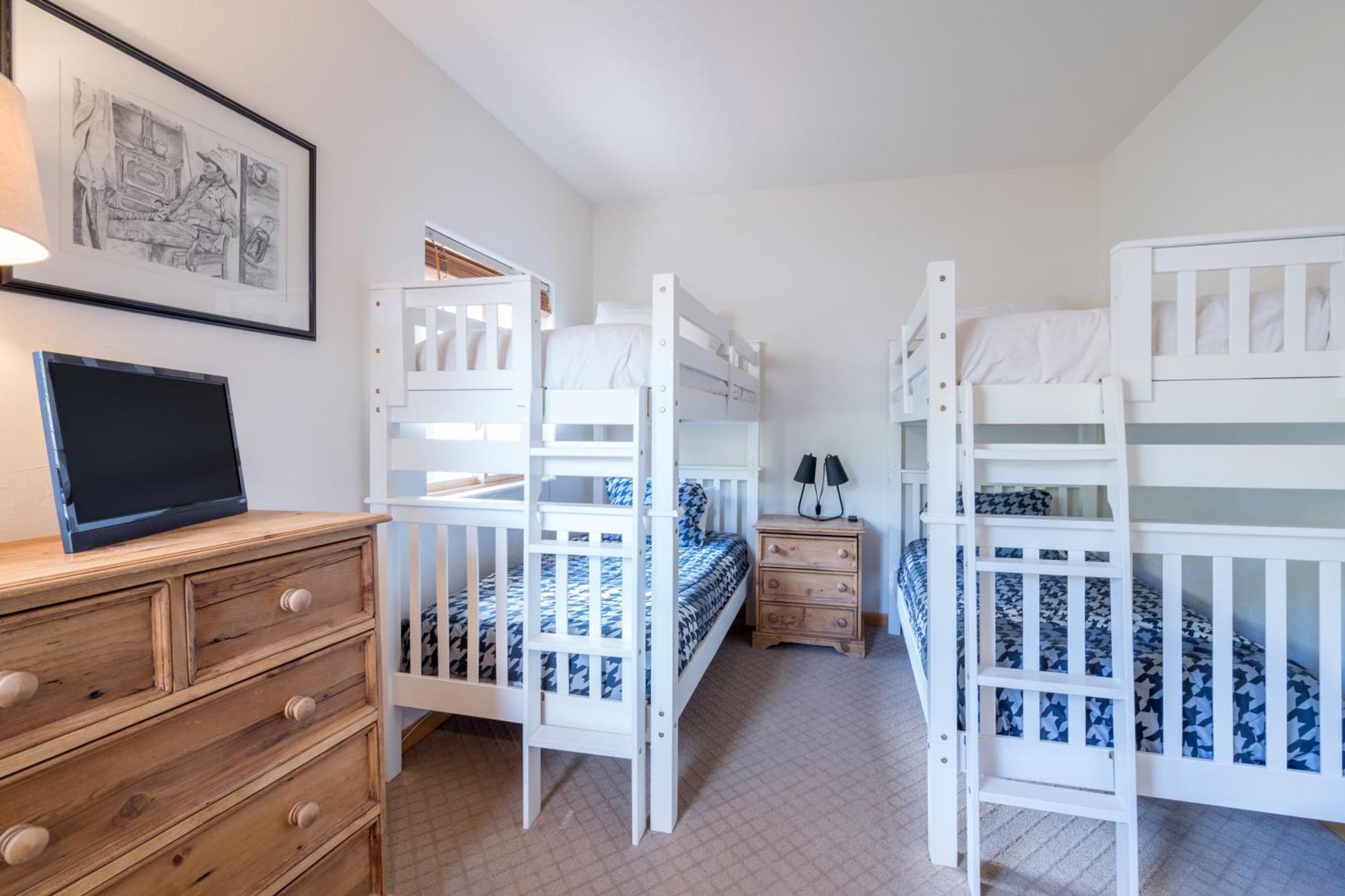 Westermere 310 - Westermere Sunset Apartment