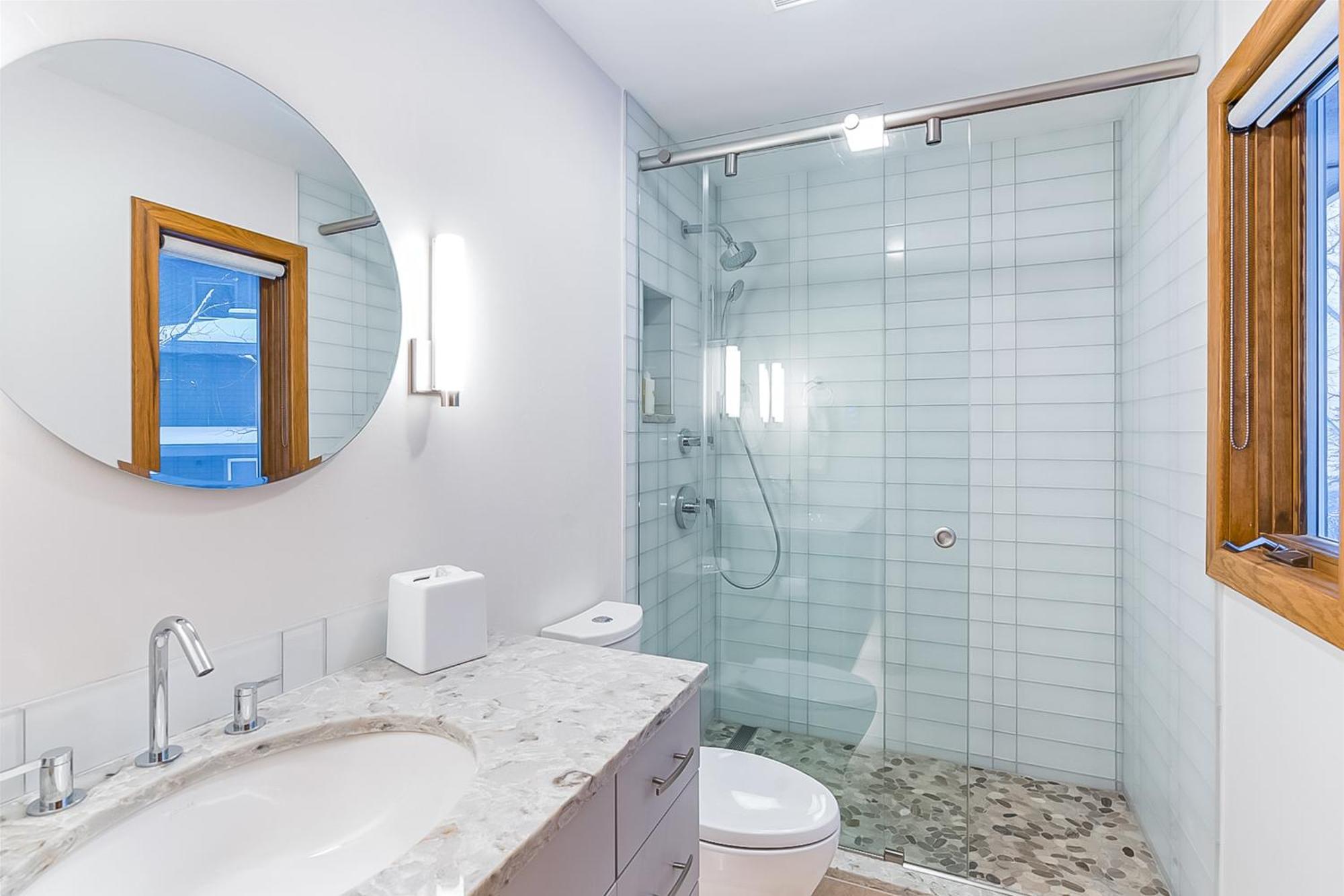 Riverside C203 - Riverside Owl *