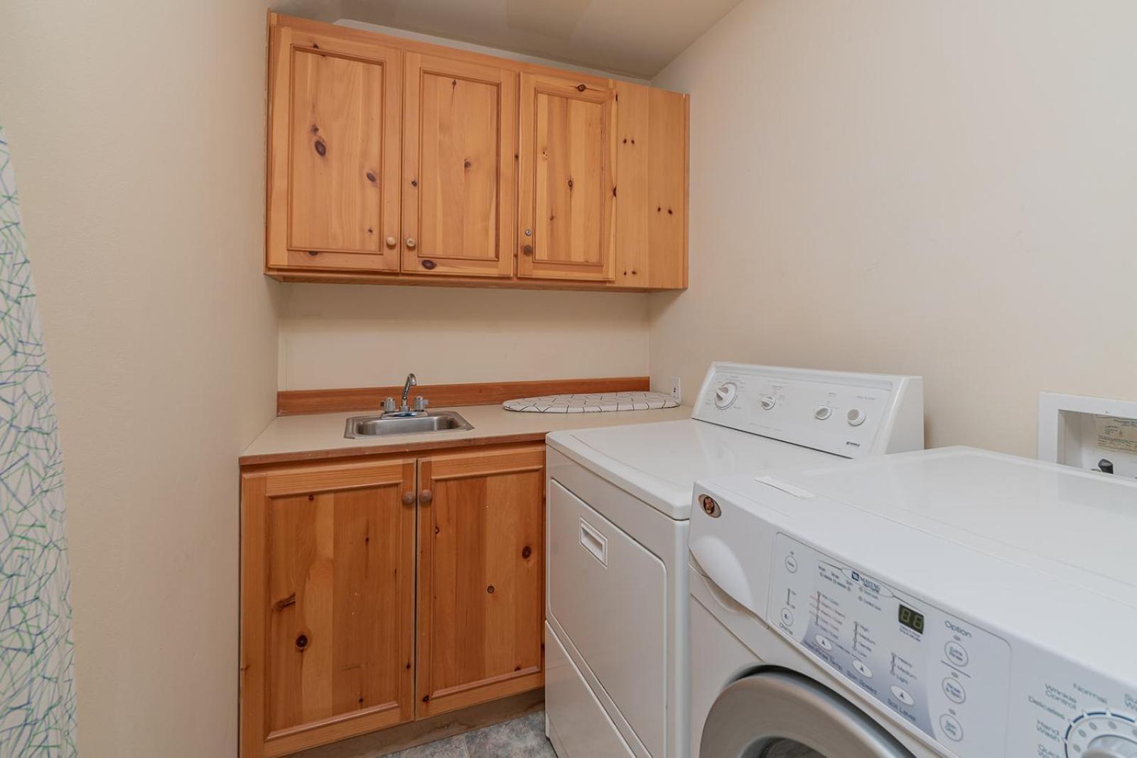 Double Eagle B2 Picturesque Mountain - 3 Bedroom 3 Ba, Sleeps 8 Villa *