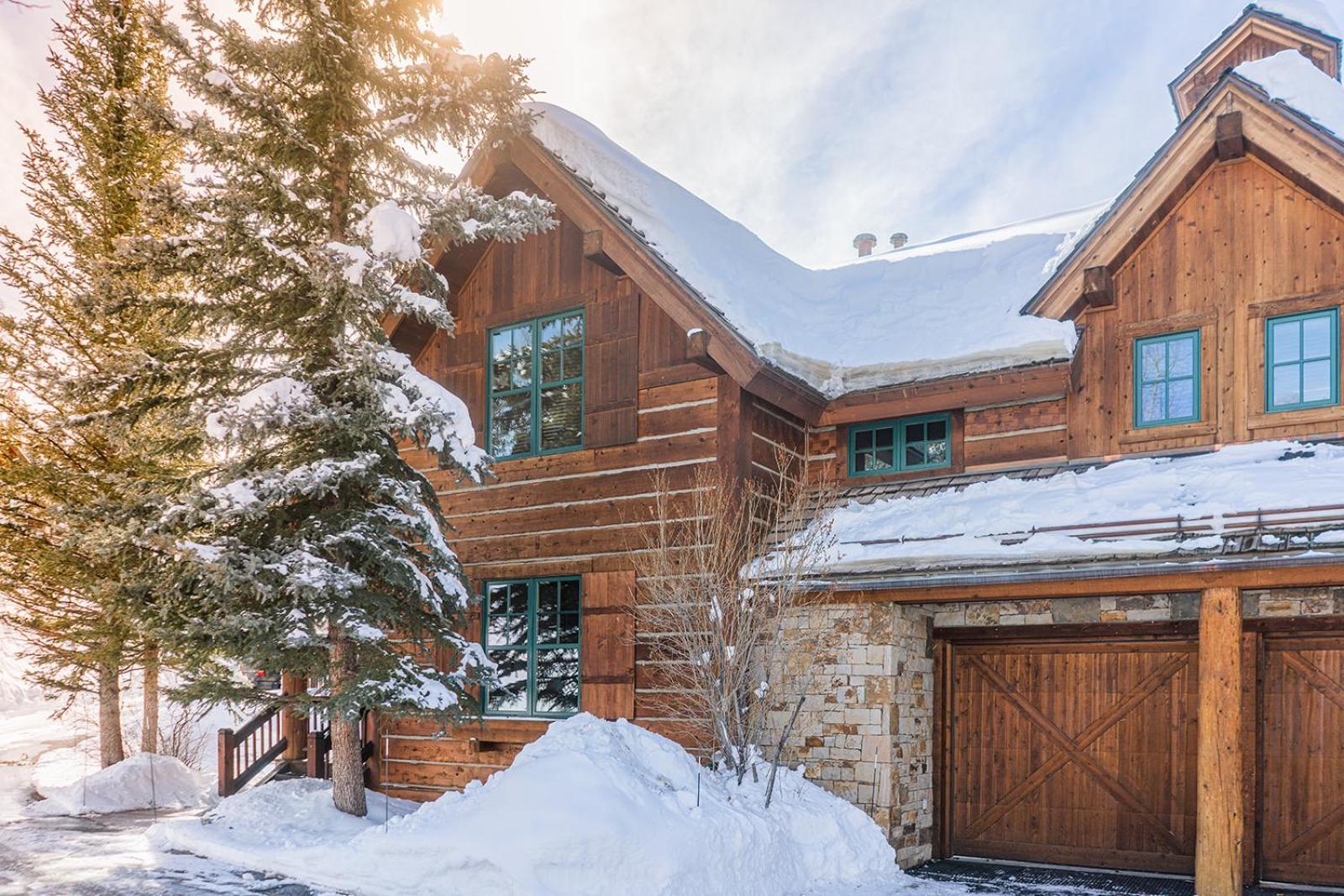 Villa Double Eagle B2 Picturesque Mountain - 3 Bedroom 3 Ba, Sleeps 8 *