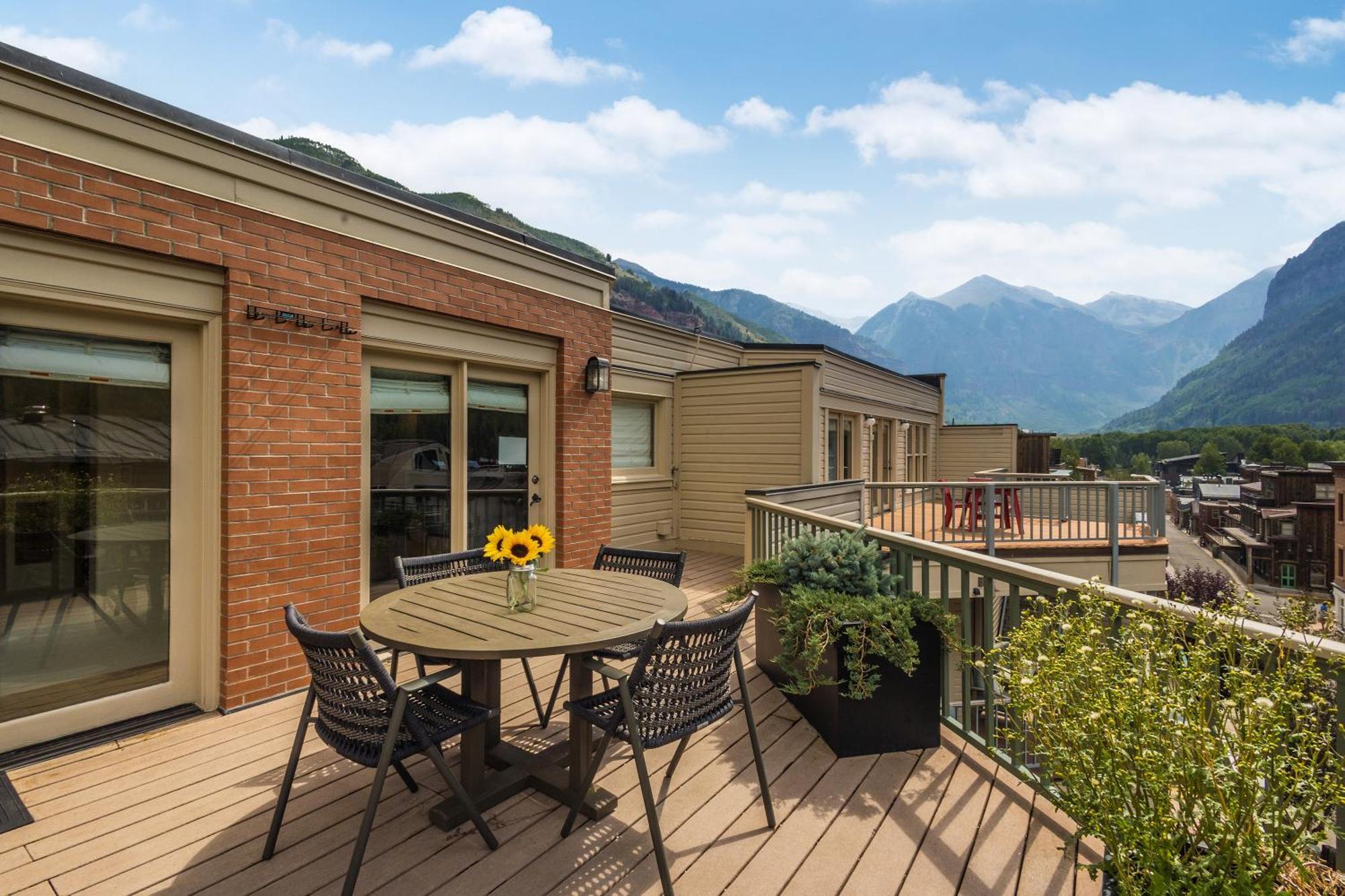 Heritage Penthouse By Exceptional Telluride