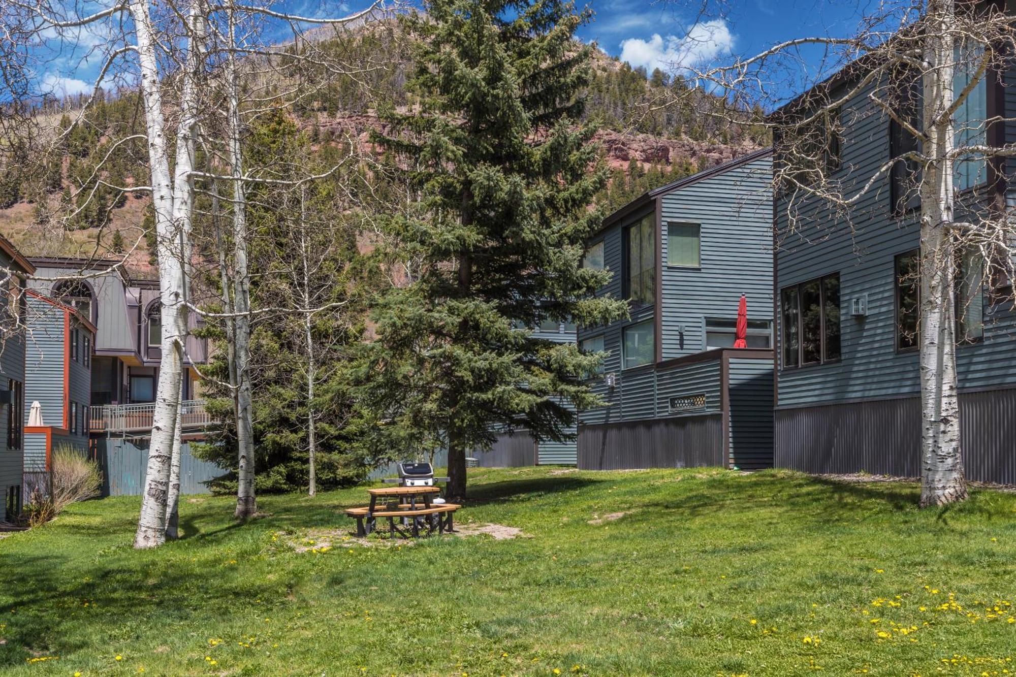 Holiday home Experience Luxury At Alpenglow At *