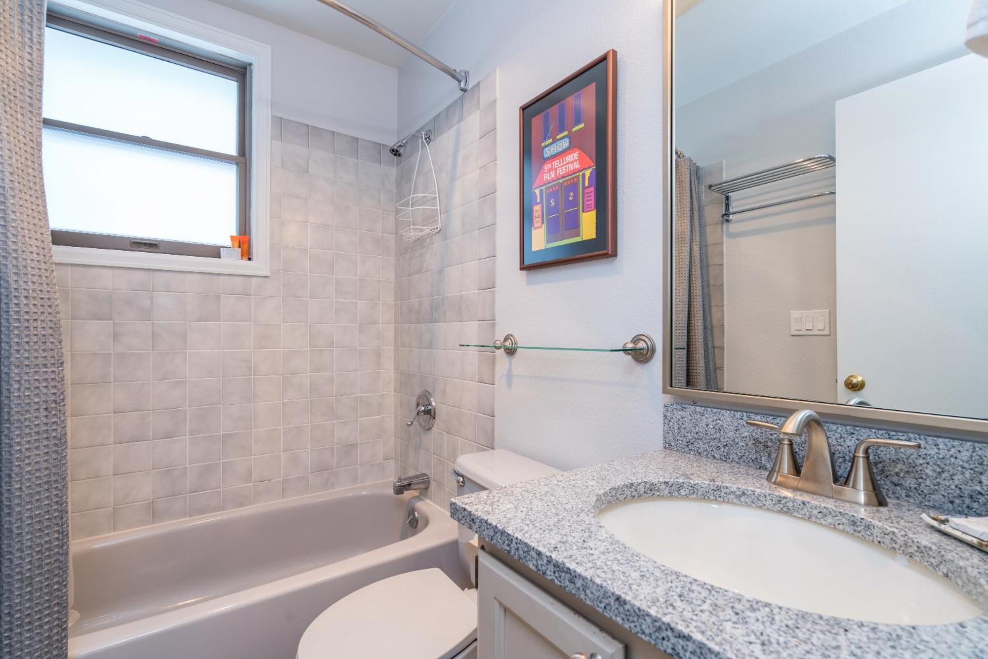 One Block Walk To Gondola, Lockers Downstairs, River Trail Close By! *