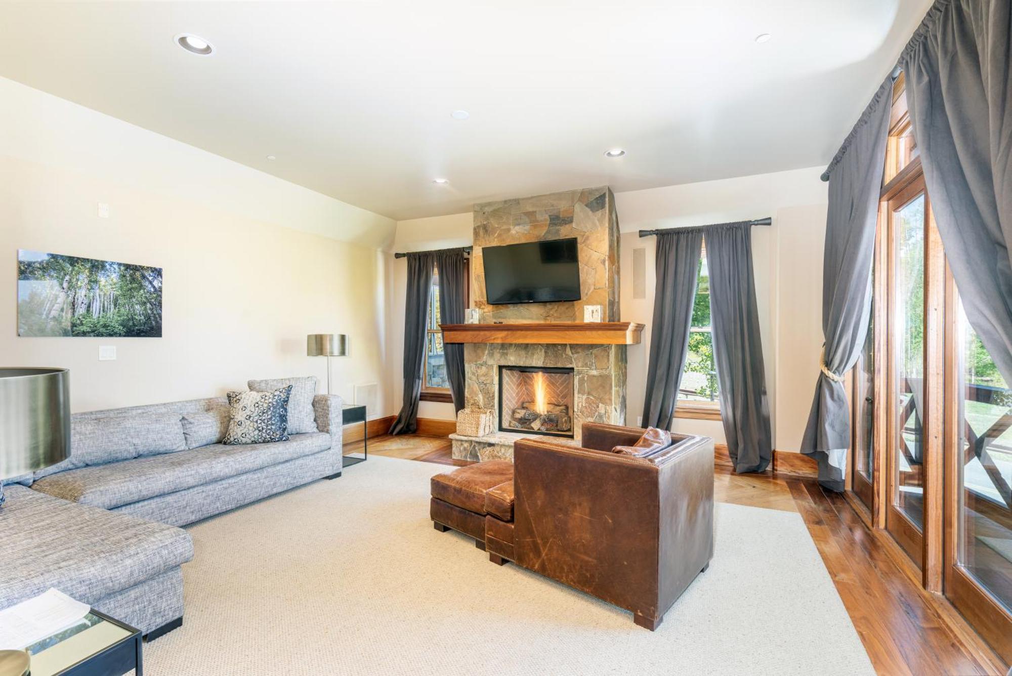 Luxury Lorian Lookout With Plenty Of Amenities Holiday home *