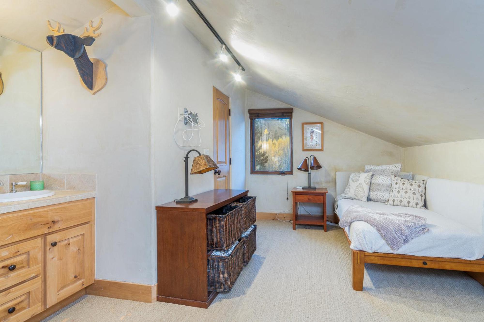 Experience Mountain Views In Spacious 3-bedroom #423 Holiday home *