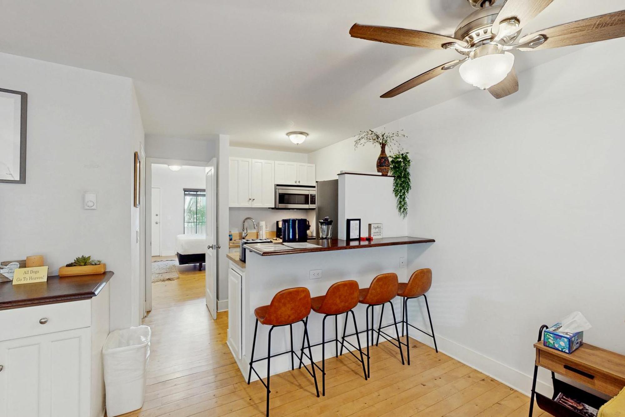 Town Jewel Apartment *