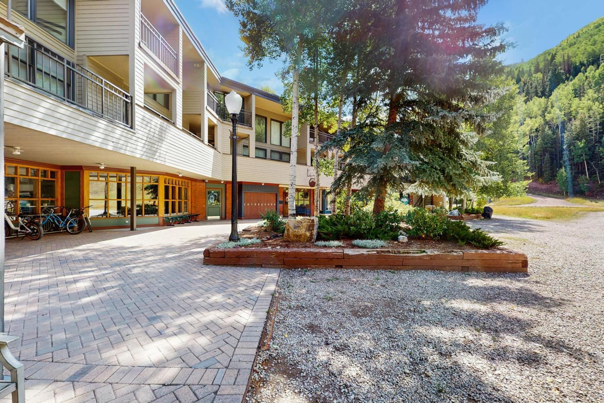 Cimarron Mountain Retreat Apartment