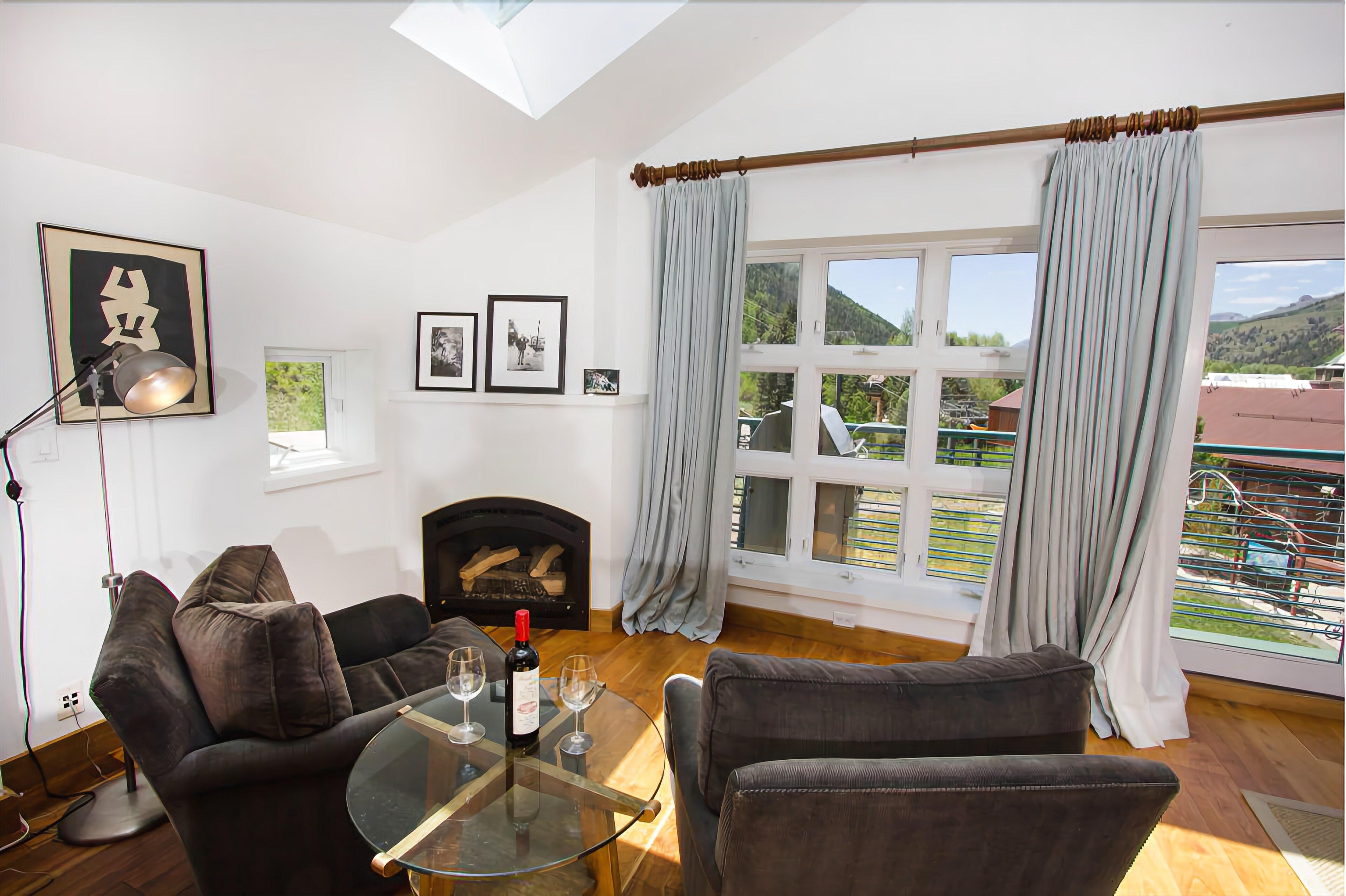 Camel's Garden Hotel