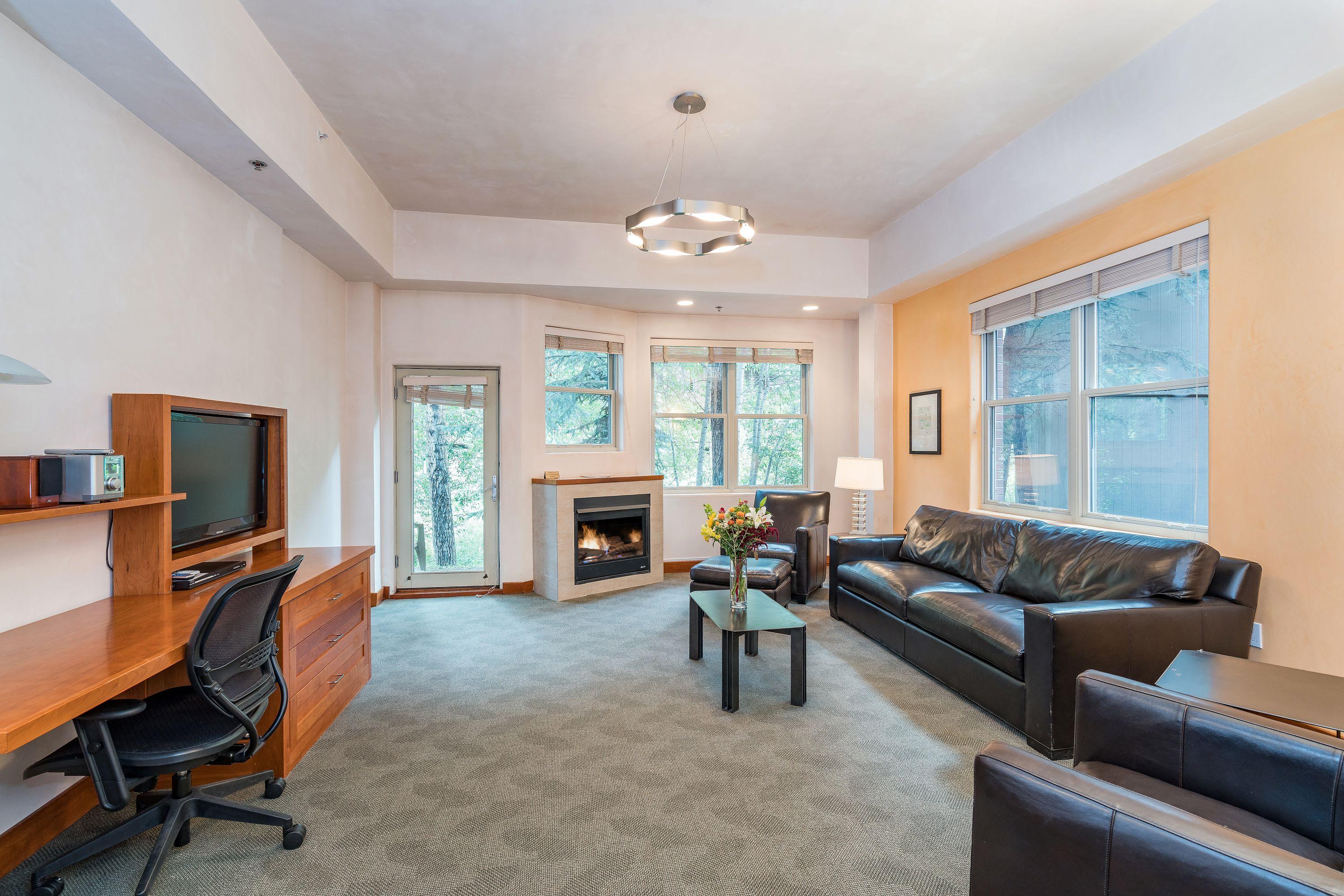 Camel's Garden Hotel