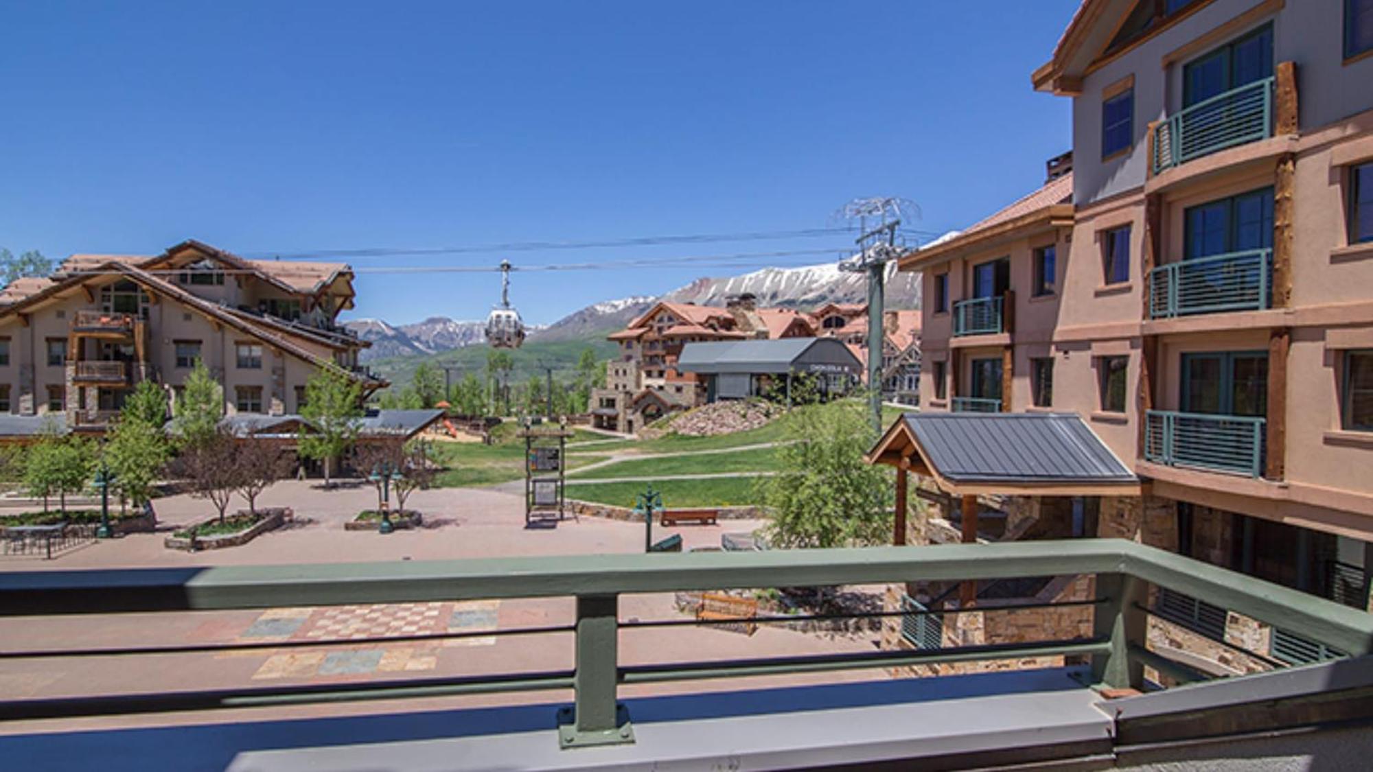 Blue Mesa 32a By Avantstay Located In The Heart Of Mountain Village W Prime Skiing Access Apartment
