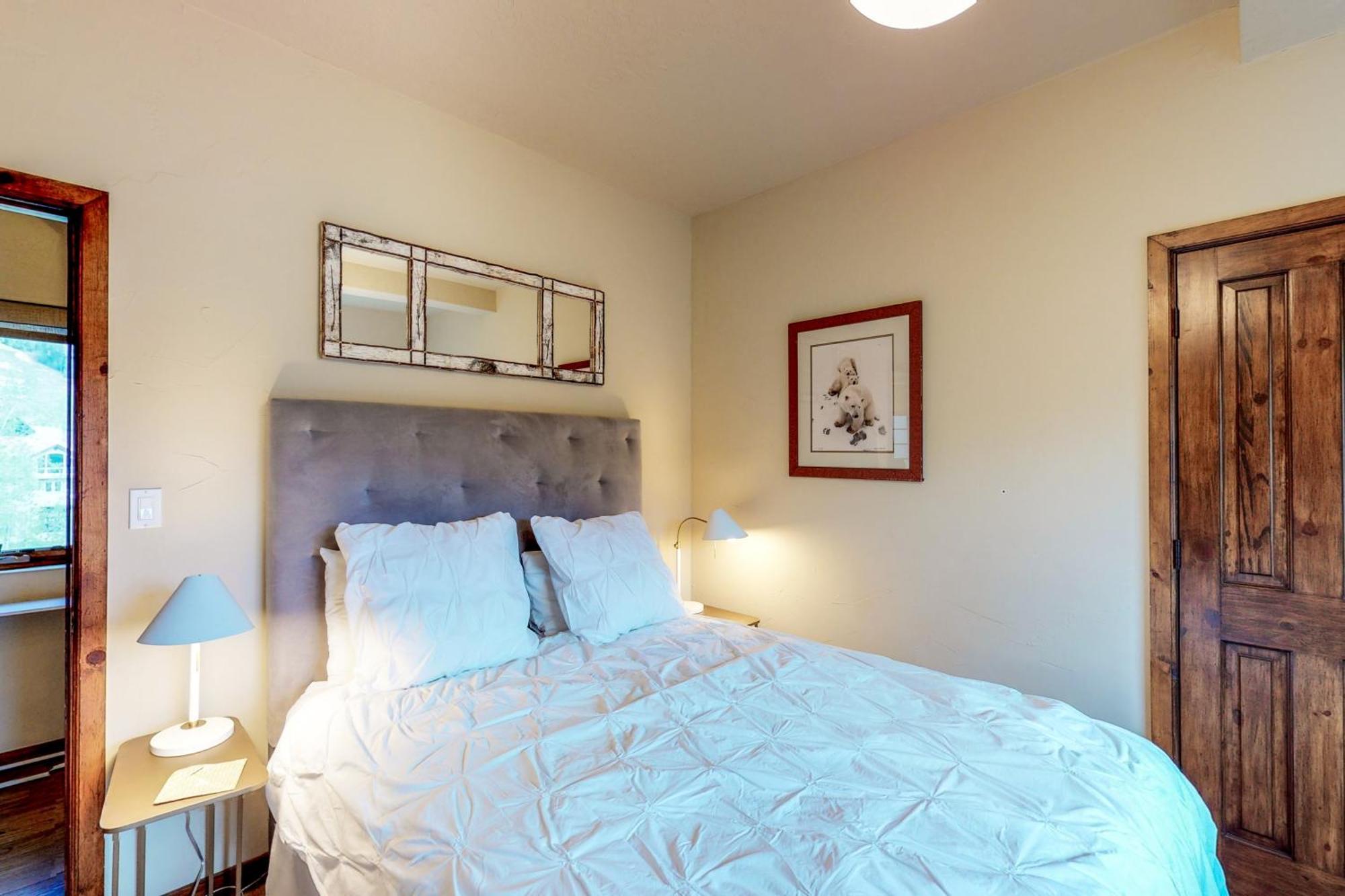 Westermere 310 - Westermere Sunset Apartment