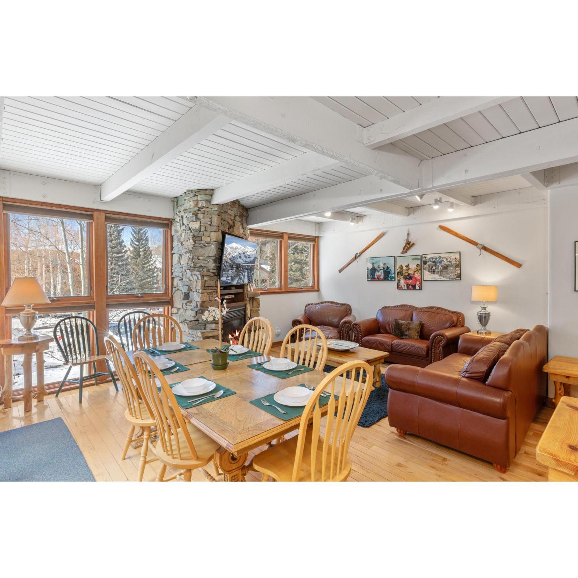 Twin 337 & 338 - Liftside And Hot Tubs Access Apartment *