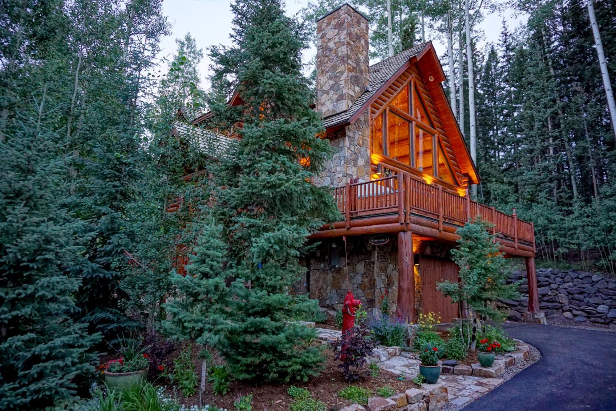 Mountain View 2 Ski-in Private Hot Tub 4br 4.5ba Sleeps 8