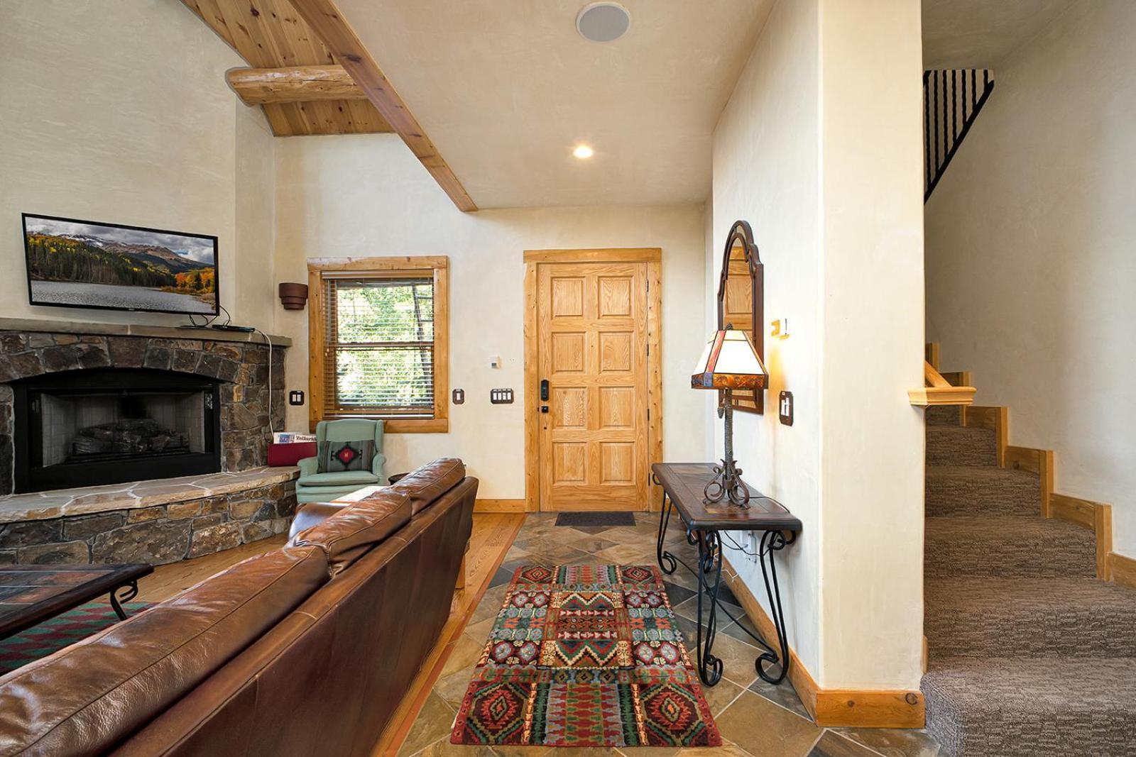 Mountain View 2 Ski-in Private Hot Tub 4br 4.5ba Sleeps 8 Holiday home *