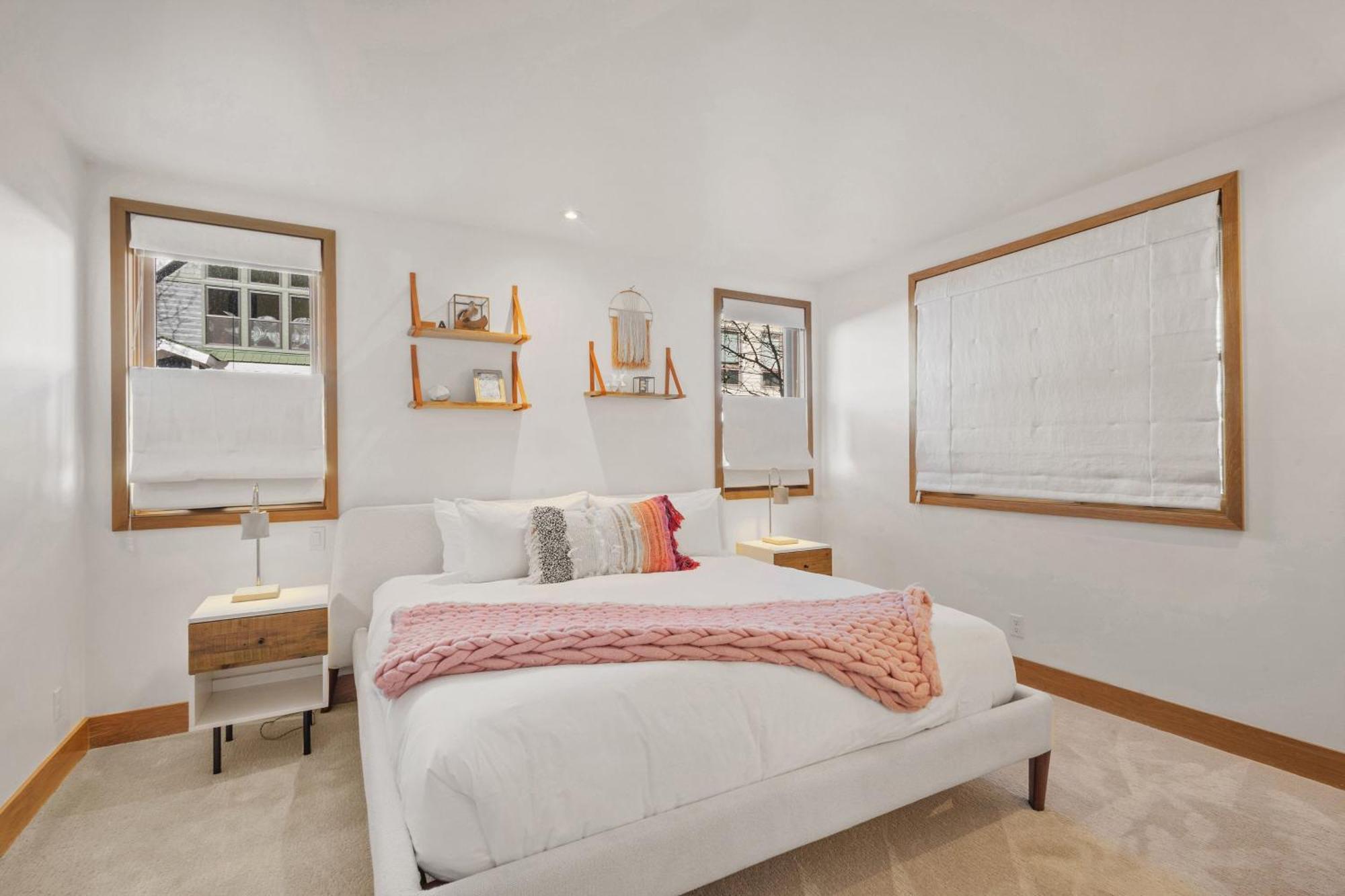 Depot Luxury Townhome: Rooftop Hot Tub & Gondola Access Telluride