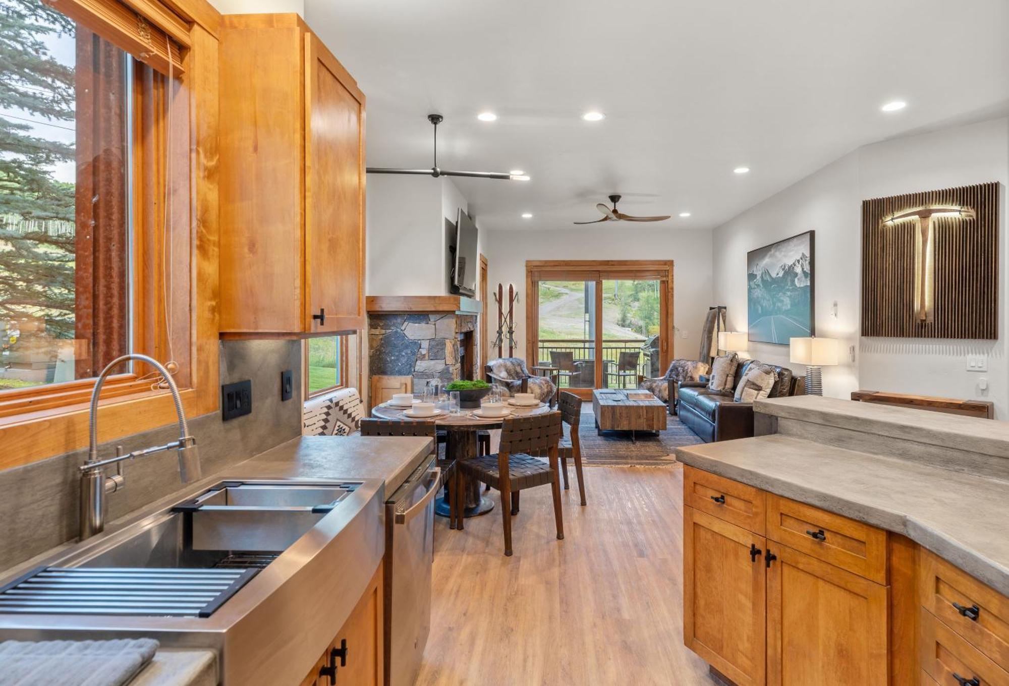 Terraces A Balcony Slope View Ski-inout 2br 2ba Sleeps 4 * Telluride