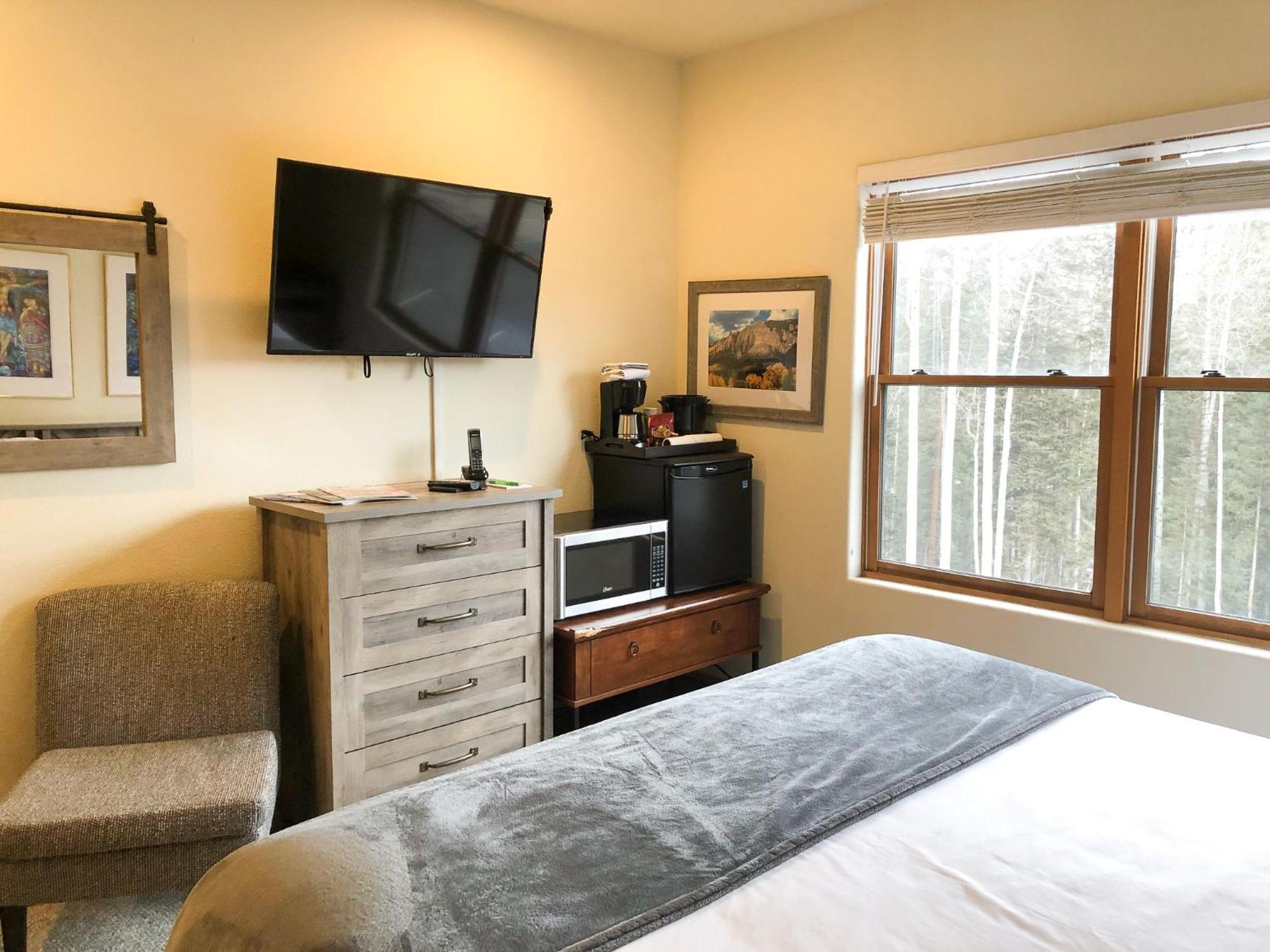 Hotel Bear Creek 209c Telluride