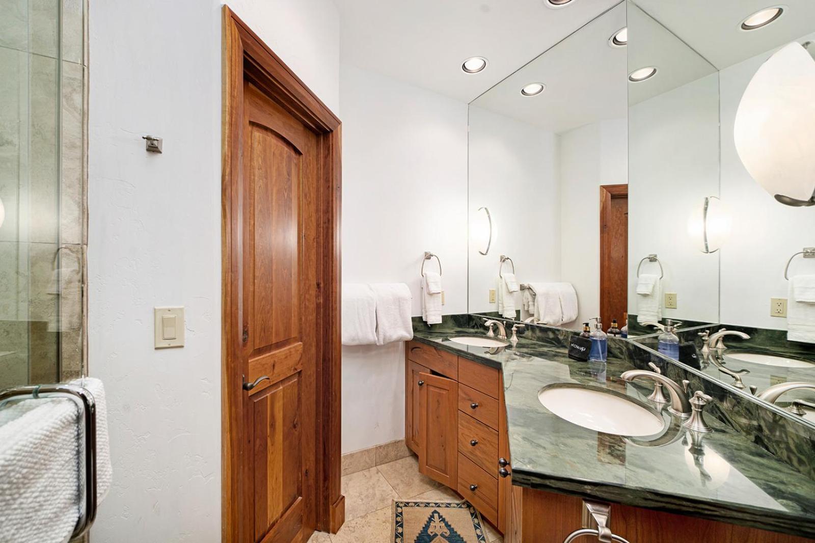 Aspen Ridge 16 Skigolf 4bd 4.5ba Sleeps 10 * Telluride