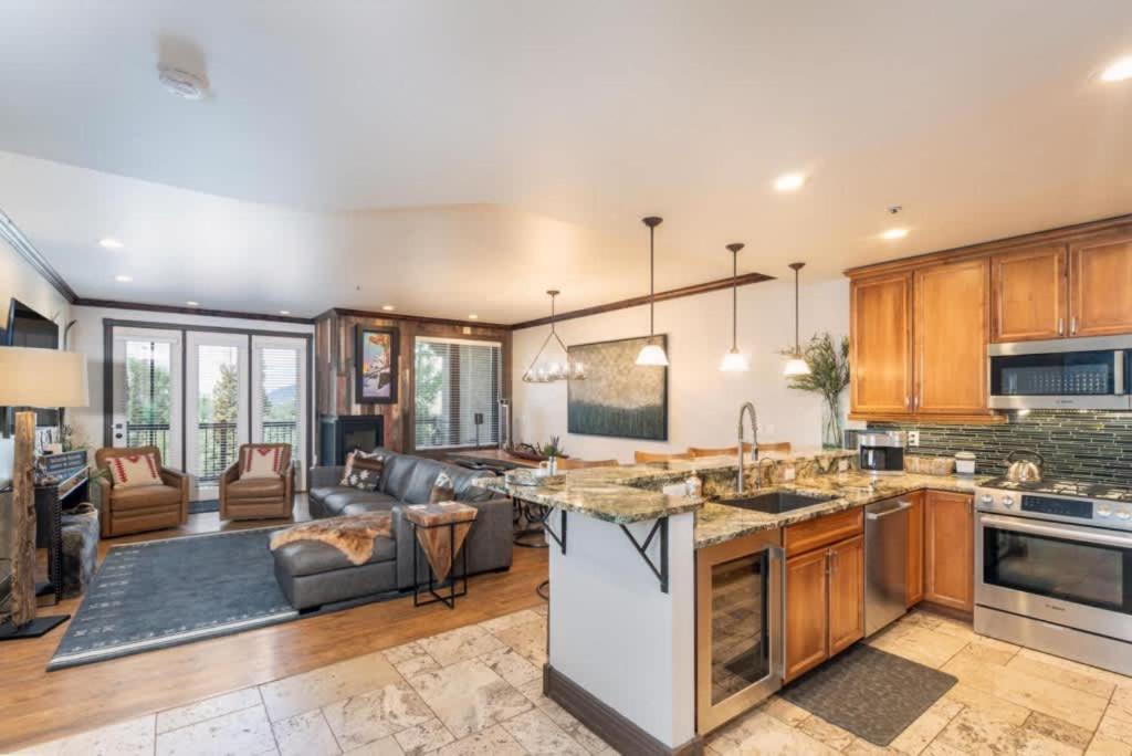 Mtn Village Retreat - Balcony Views & Steam Shower Holiday home Telluride