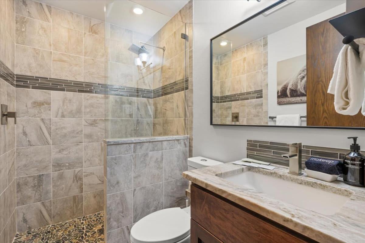 Holiday home Mtn Village Retreat - Balcony Views & Steam Shower *