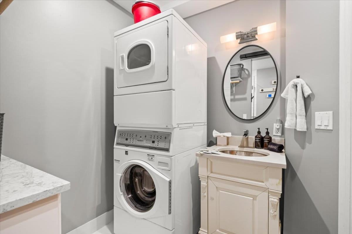 Holiday home Mtn Village Retreat - Balcony Views & Steam Shower Telluride