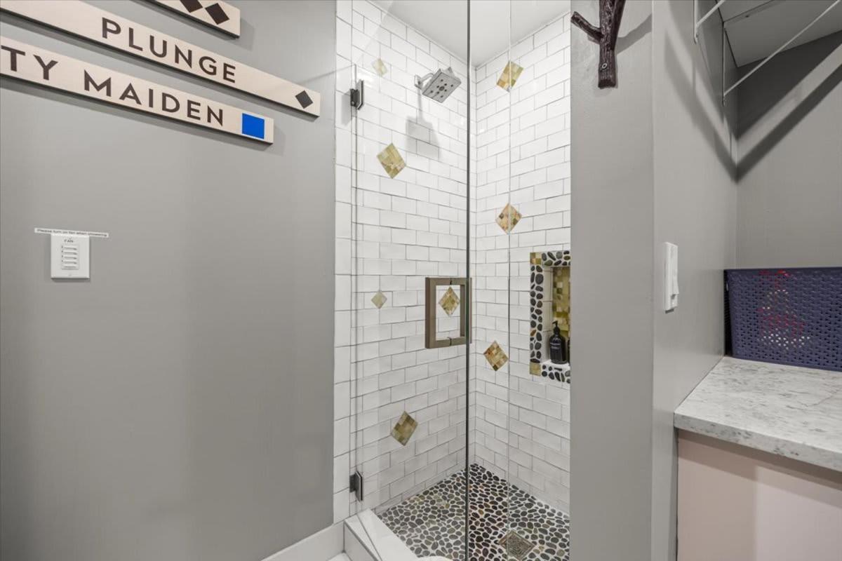 Mtn Village Retreat - Balcony Views & Steam Shower Telluride