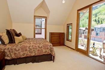 Alpine Hotel 4*
