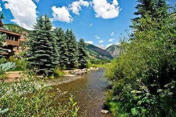 Riverside By Alpine Hotel