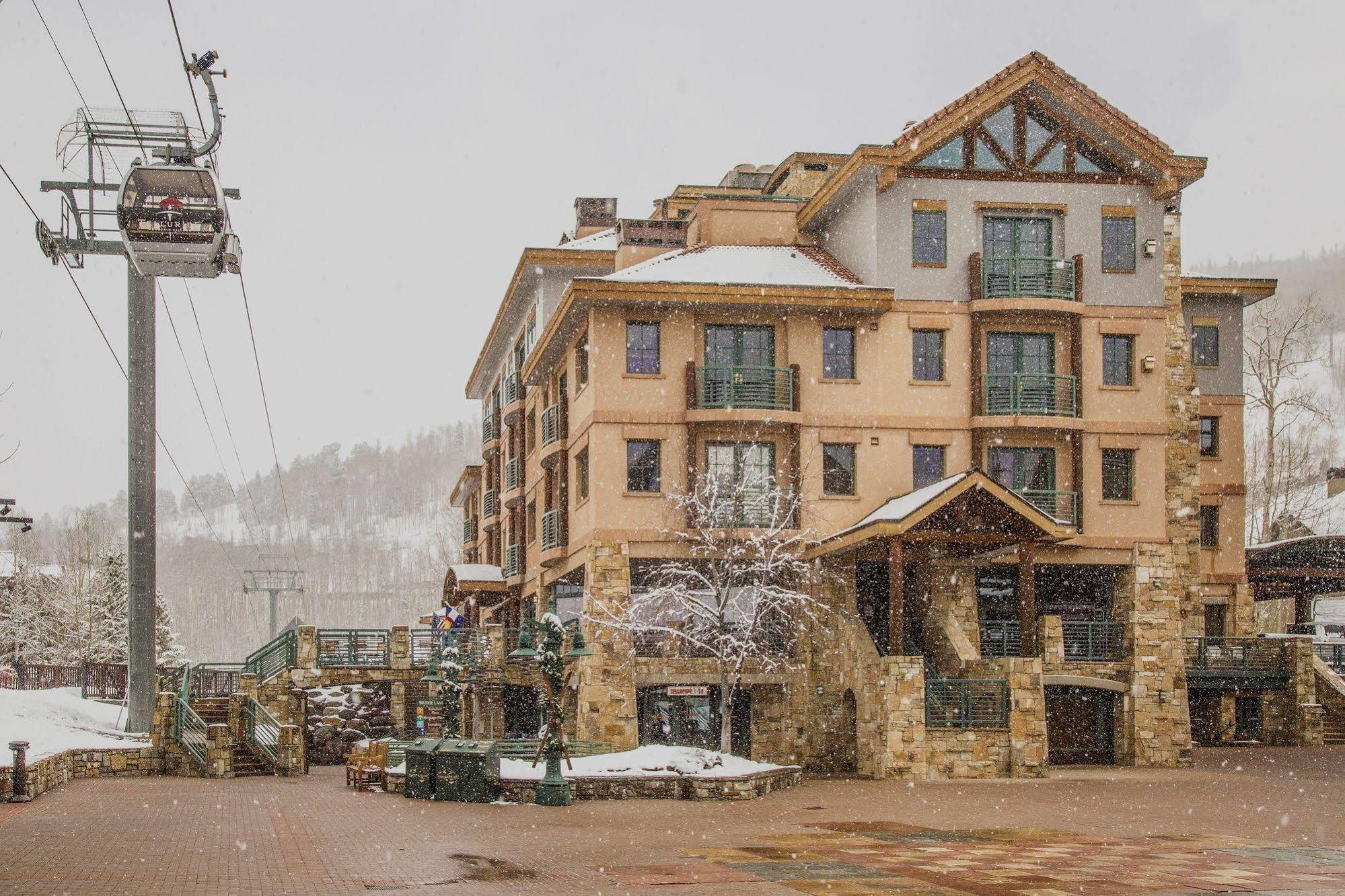 At Lost Creek Hotel 4*