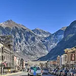In Town - 1/2 Mi Walk To Gondola! *