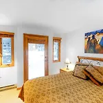 Lost Creek Retreat