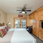 Riverside Condo, Walk Everywhere Viking 212 *