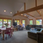Spacious Condo In Telluride-Beautiful West Views!