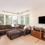 South Facing Condo Close To Ski Access, Groceries, Shops And Restaurants