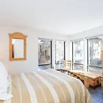 Condo With Great Ski Access And Heated Garage