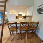 Quiet Lofted At Tomboy Holiday home *