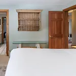 Wapiti Mountain Escape By Avantstay Commanding Views Incredible Home W Hot Tub