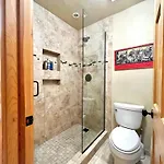 Riverside Condo, Walk Everywhere Viking 212 *