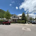 The Residence On South Oak - Steps To The Gondola!