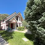 Bachman Village #9 - Backyard And Steps To Skiing!