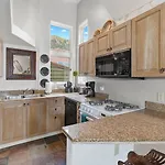 Ski In Out Remodeled Luxury Condo