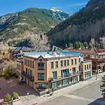 Most Luxurious1Br In Town And Steps To The Gondola