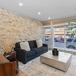 Most Luxurious1Br In Town And Steps To The Gondola