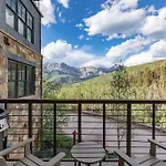 Best Ever Vista At Cassidy Ridge - Perfect Ski-In!