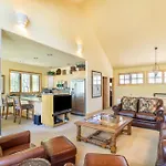 Luxury Lodge With Breathtaking Views