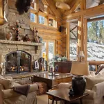 The Bear House On Double Cabin - Premier Ski-In-Out Location And Amenities