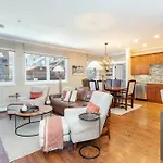 River Club 101 By Alpine Apartment *
